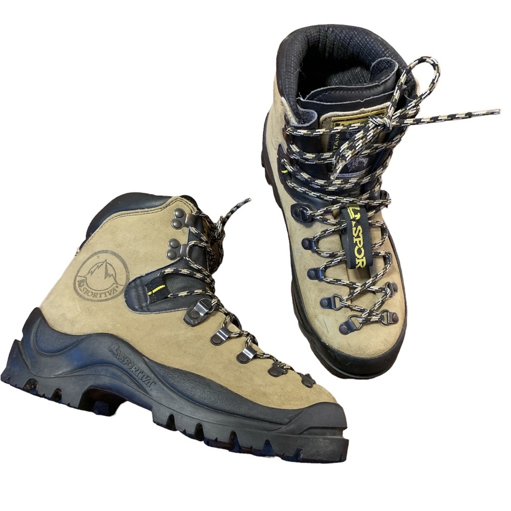 La Sportiva Mountaineering Makalu Boots size 39